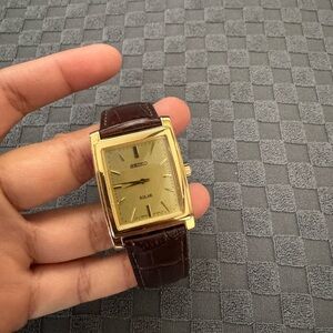 Seiko essential watch with leather band